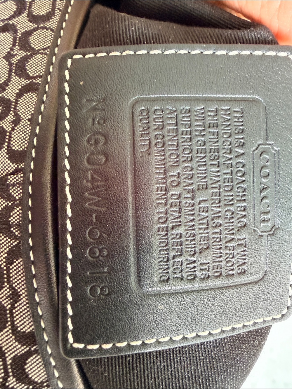 Vintage Coach Small SoHo Y2K Signature Black and Grey Shoulder Bag - Picture 9 of 11